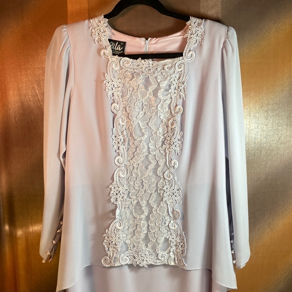 12p formal mother of the bride dress. Pale‎ lavender. “Ursula” 38” bust. B2